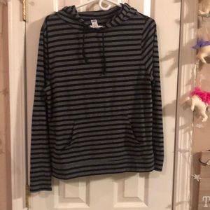 Hooded Old Navy long sleeve tee